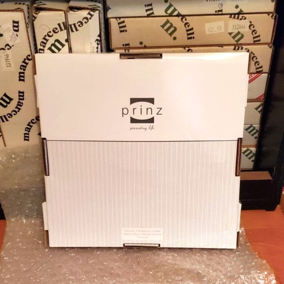 Prinz "I Love My Family" Colorful 4"x6" Photo Frame #5153-446, New in Box - Picture 2 of 3